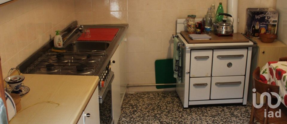 Baita / Chalet 9 locali di 193 m² in San Bernardino Verbano (28804)