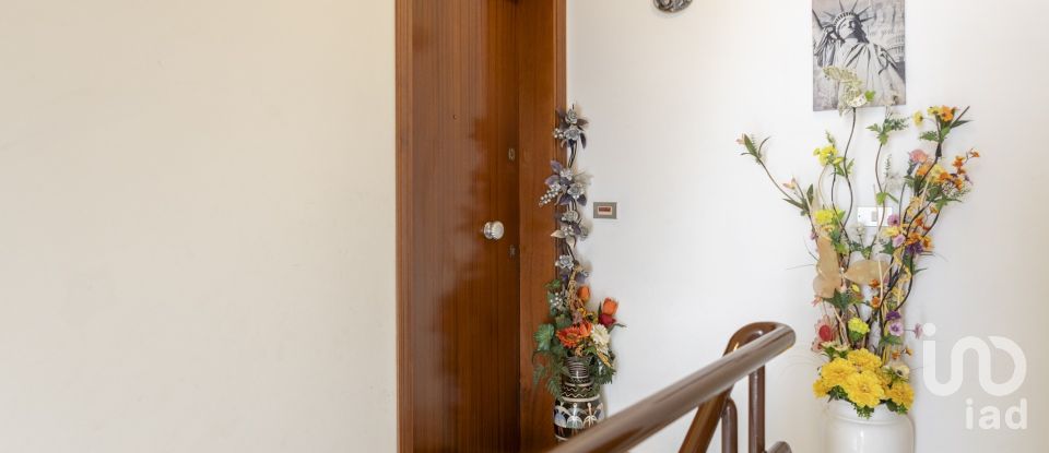 Apartment 5 rooms of 135 m² in Porto Sant'Elpidio (63821)