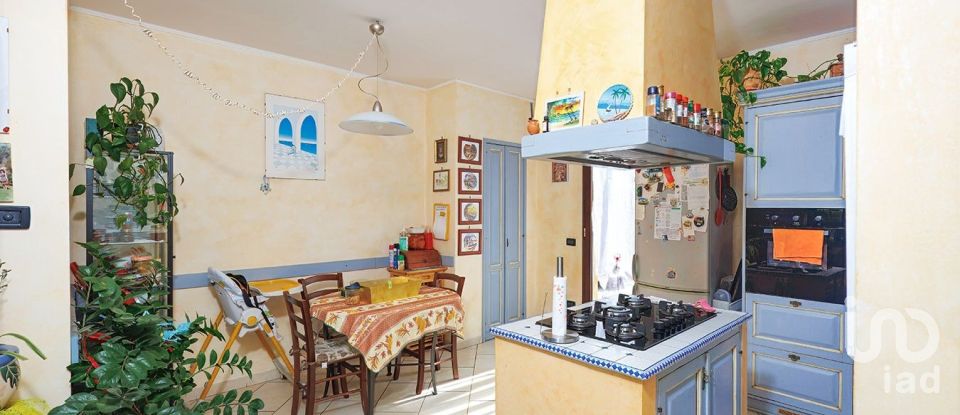 Casa indipendente 7 locali di 192 m² in Orco Feglino (17024)