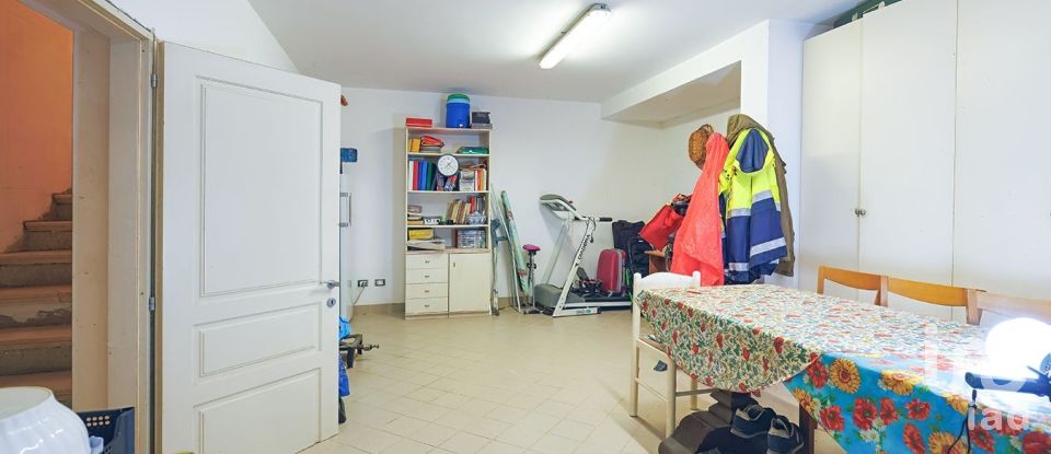 Casa indipendente 7 locali di 192 m² in Orco Feglino (17024)