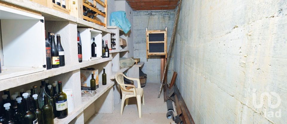 Casa indipendente 7 locali di 192 m² in Orco Feglino (17024)