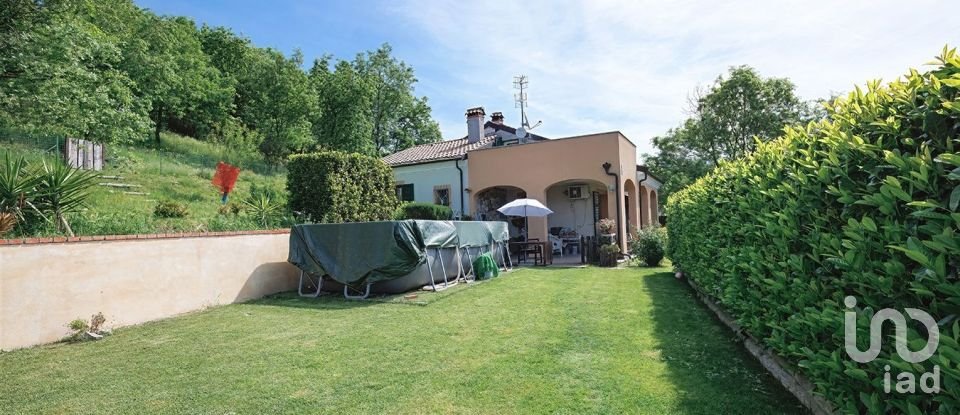 Casa indipendente 7 locali di 192 m² in Orco Feglino (17024)