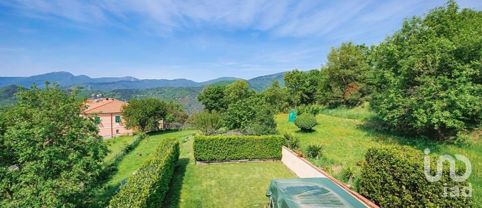 Casa indipendente 7 locali di 192 m² in Orco Feglino (17024)