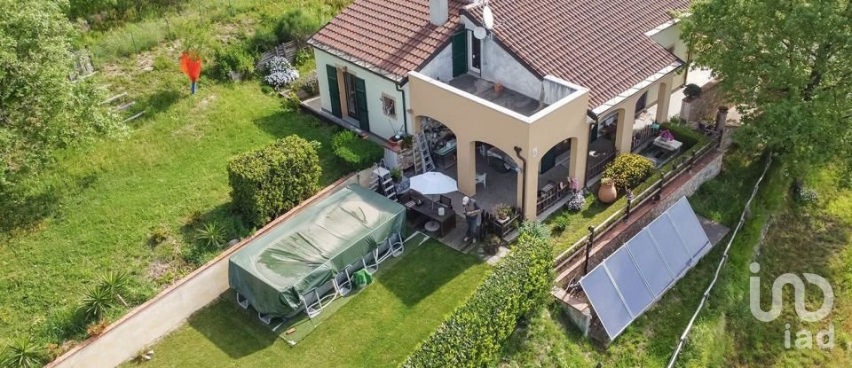 Casa indipendente 7 locali di 192 m² in Orco Feglino (17024)