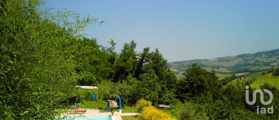 Villa storica 13 locali di 403 m² in Urbino (61029)