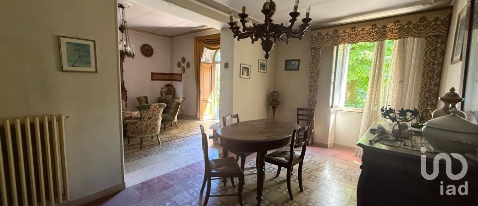 Villa storica 13 locali di 350 m² in Monte San Savino (52048)