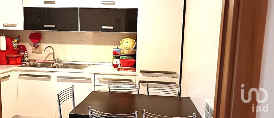 Appartamento 5 locali di 110 m² a Miglianico (66010)