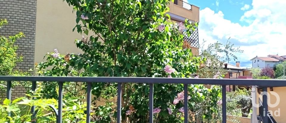 Appartamento 5 locali di 110 m² a Miglianico (66010)
