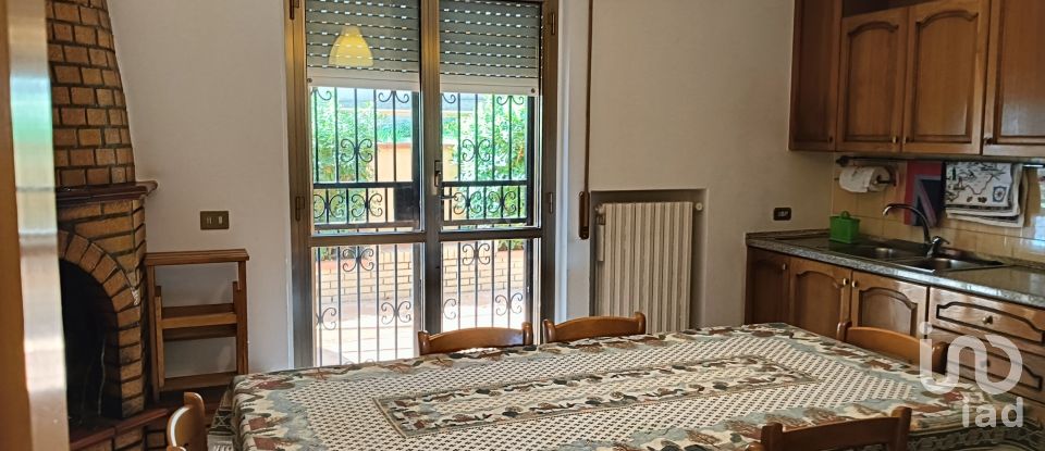 Appartamento 7 locali di 130 m² a Spoltore (65010)