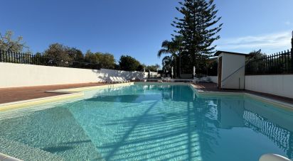 Casale 15 locali di 310 m² in Noto (96017)