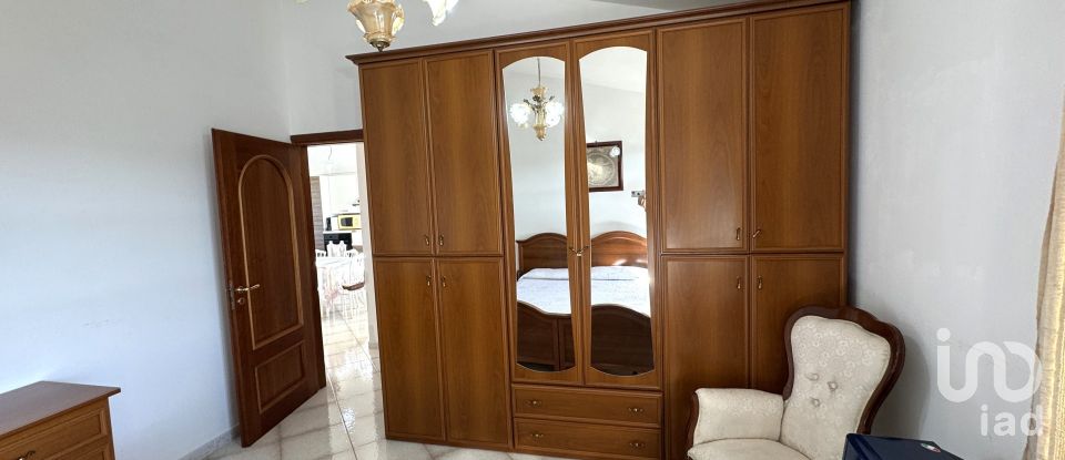 Farm 15 rooms of 310 m² in Noto (96017)