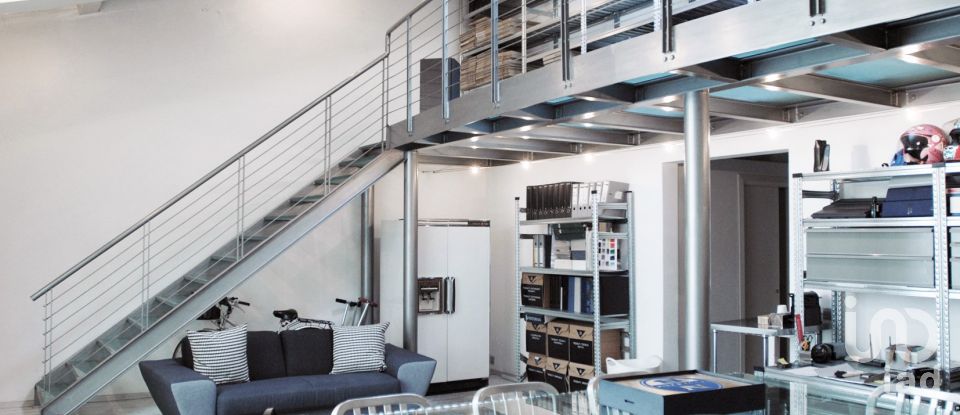 Loft 5 locali di 250 m² a Empoli (50053)