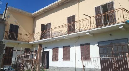 Casa indipendente / Villa 0 locali di 170 m² in Camagna Monferrato (15030)