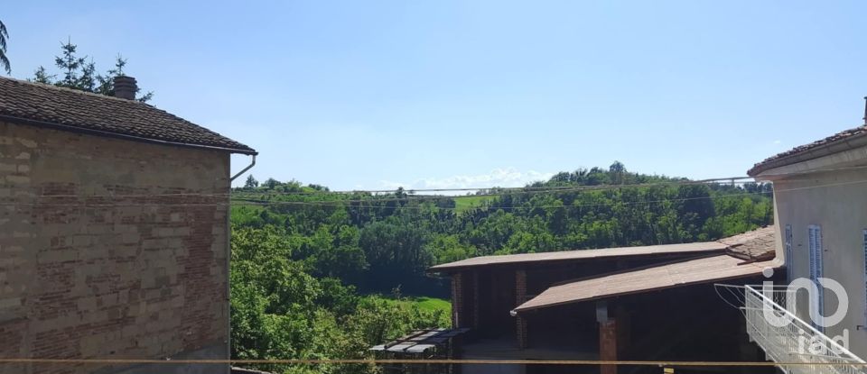 House 0 rooms of 170 m² in Camagna Monferrato (15030)