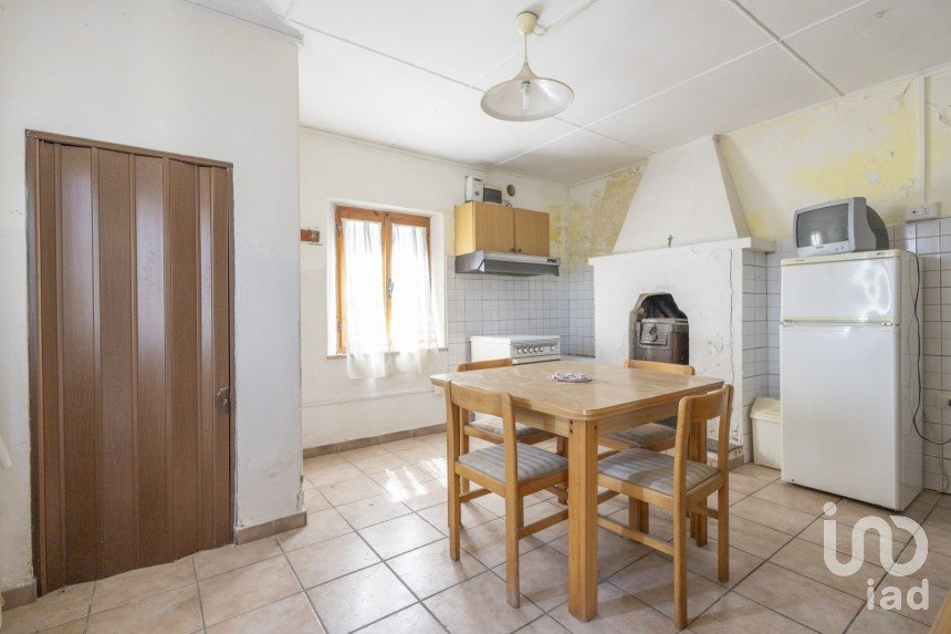 Casa indipendente / Villa 2 locali di 109 m² in Osimo (60027)