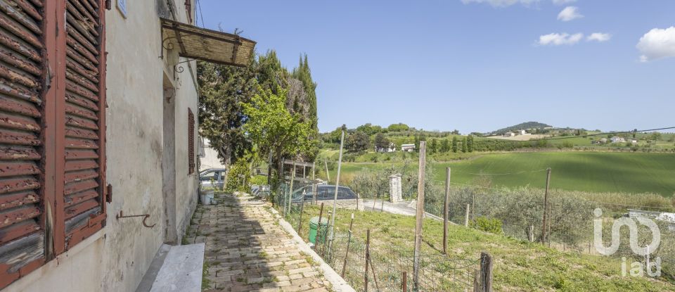 Casa indipendente / Villa 2 locali di 109 m² in Osimo (60027)