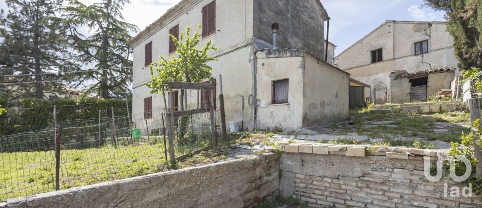 Casa indipendente / Villa 2 locali di 109 m² in Osimo (60027)