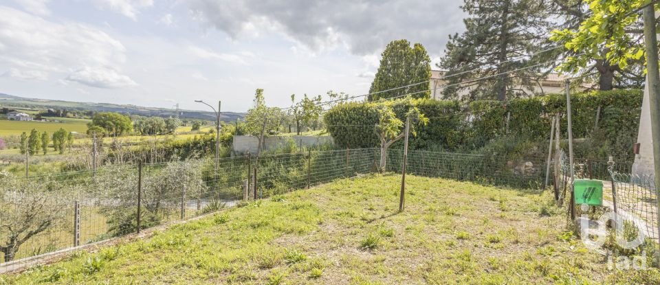 Casa indipendente / Villa 2 locali di 109 m² in Osimo (60027)