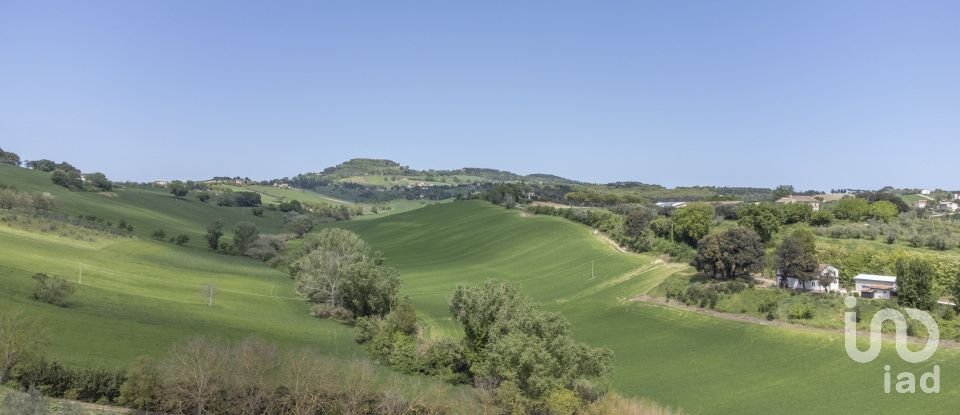 Casa indipendente / Villa 2 locali di 109 m² in Osimo (60027)