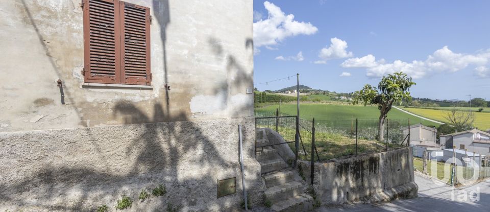 Casa indipendente / Villa 2 locali di 109 m² in Osimo (60027)