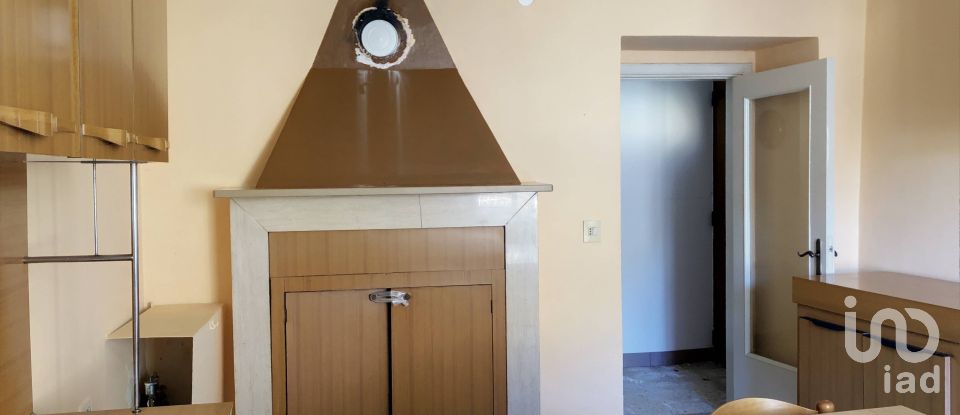 Casa indipendente / Villa 5 locali di 180 m² in Cagli (61043)