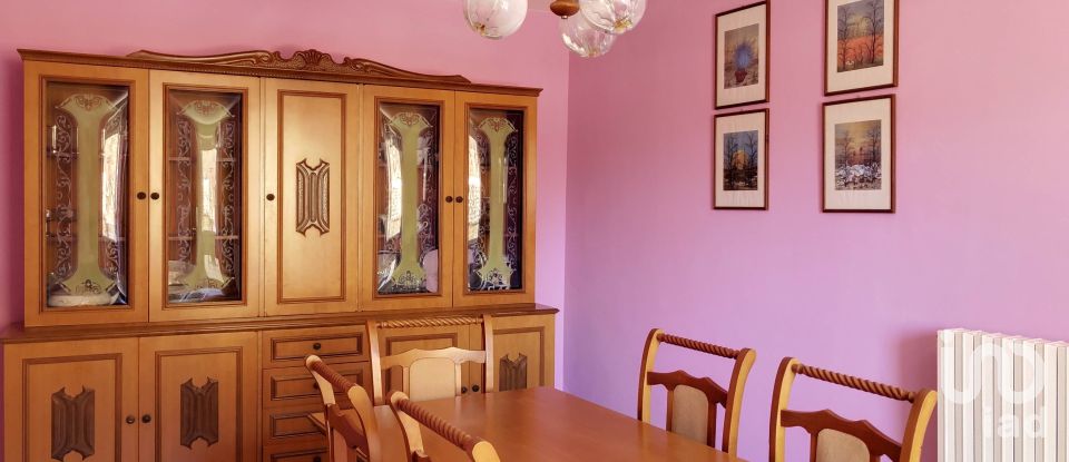 Casa indipendente / Villa 5 locali di 180 m² in Cagli (61043)