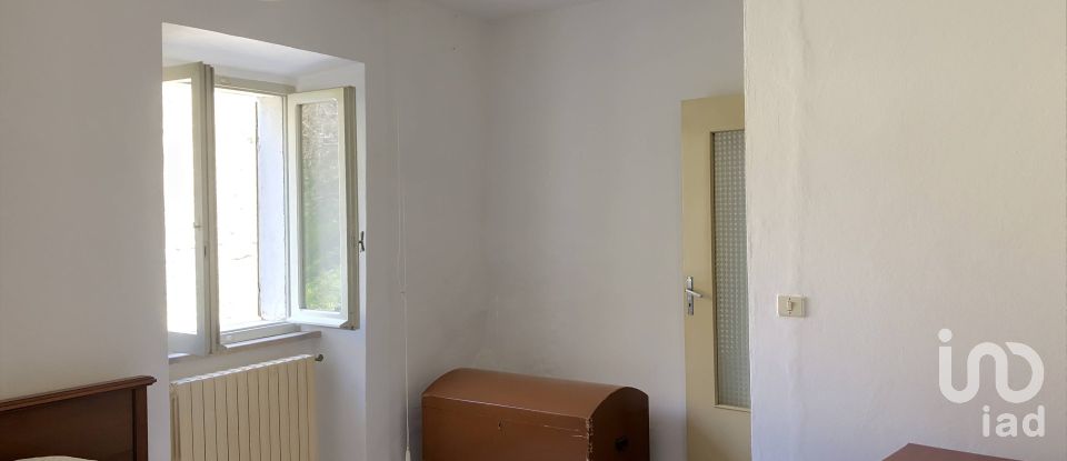 Casa indipendente / Villa 5 locali di 180 m² in Cagli (61043)