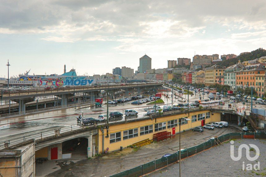 Quadrilocale di 60 m² a Genova (16139)