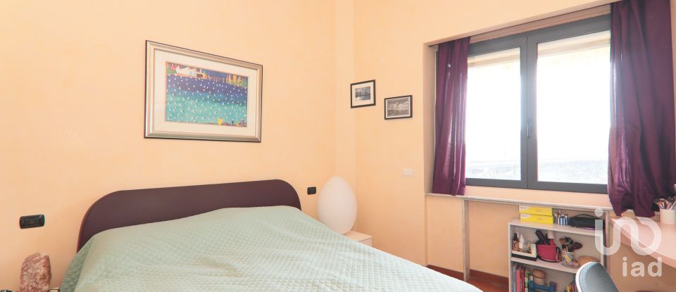 Four-room apartment of 60 m² in Genova (16139)