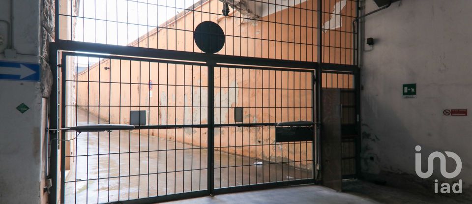 Four-room apartment of 60 m² in Genova (16139)