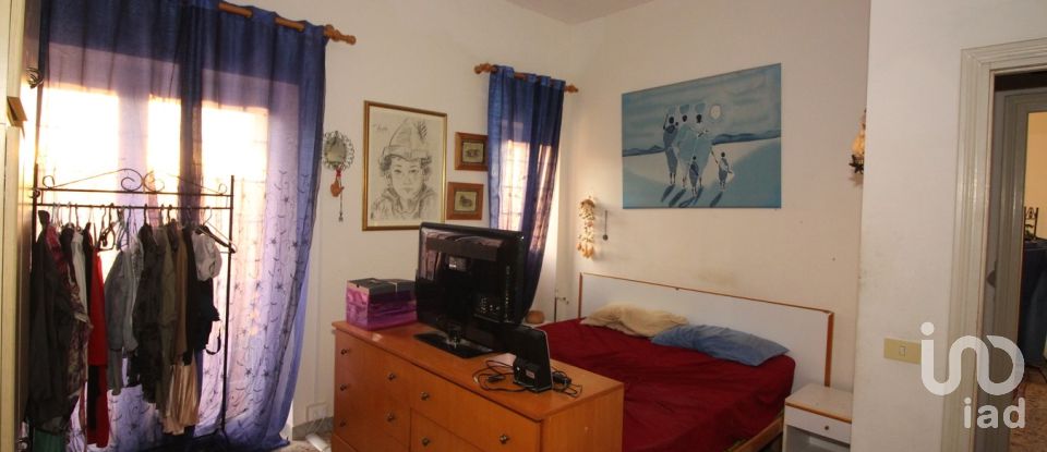 Casale 11 locali di 327 m² in Anzio (00042)