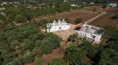 Trullo 10 locali di 200 m² in Ceglie Messapica (72013)