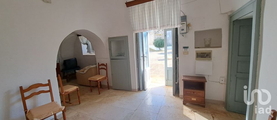 Trullo 10 locali di 200 m² in Ceglie Messapica (72013)