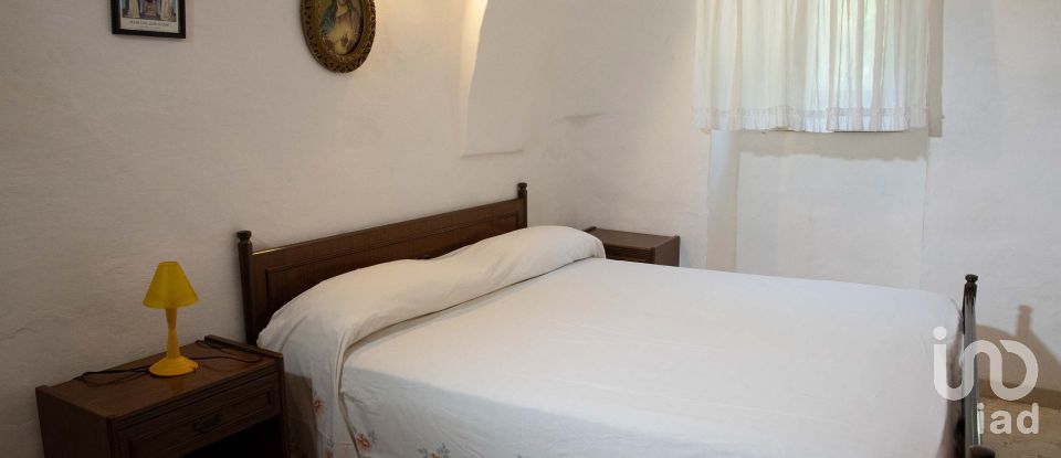 Trullo 10 locali di 200 m² in Ceglie Messapica (72013)