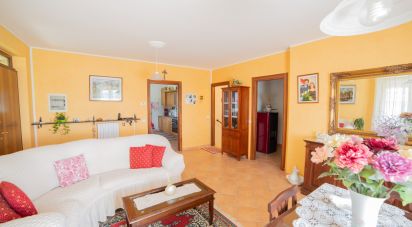 Casa indipendente / Villa 8 locali di 310 m² in Serra de' Conti (60030)