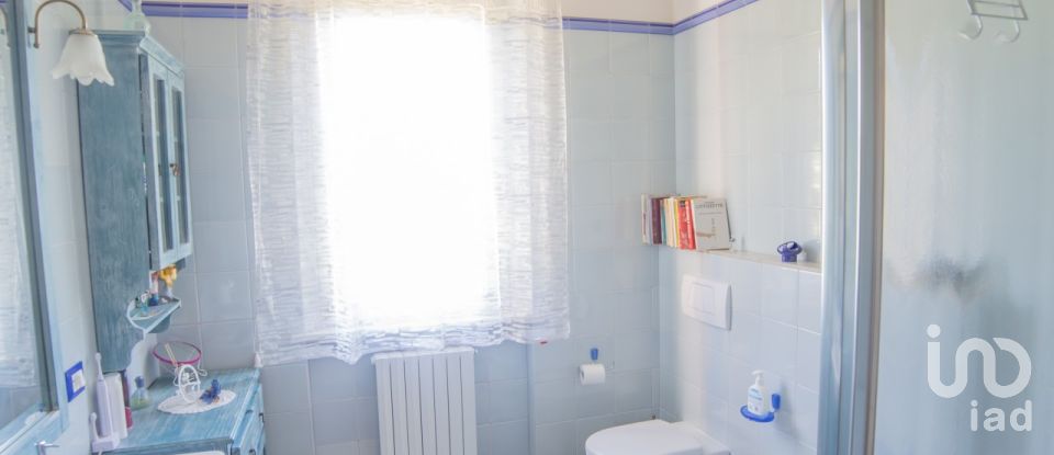 Casa indipendente / Villa 8 locali di 310 m² in Serra de' Conti (60030)