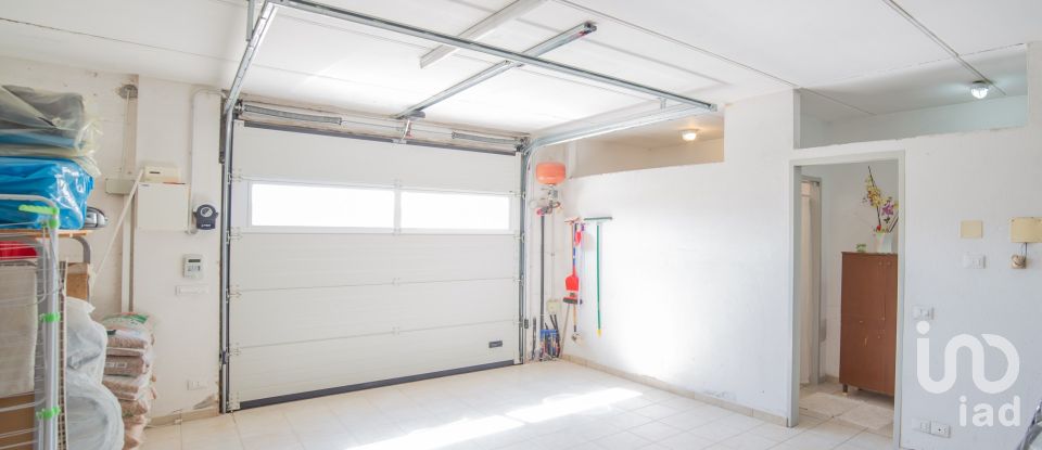 Casa indipendente / Villa 8 locali di 310 m² in Serra de' Conti (60030)