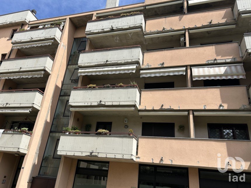 Trilocale di 98 m² a Cesate (20020)