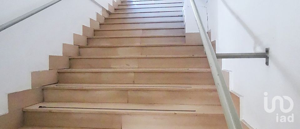 Negozio / locale commerciale di 750 m² in Quart (11020)