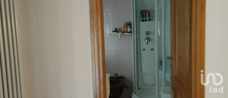 House boat 7 rooms of 237 m² in Montegalda (36047)