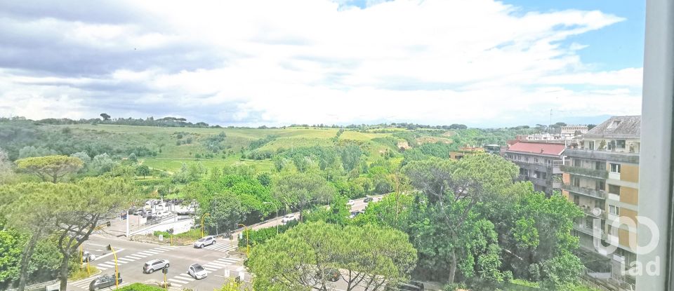 Appartamento 12 locali di 180 m² a Roma (00192)