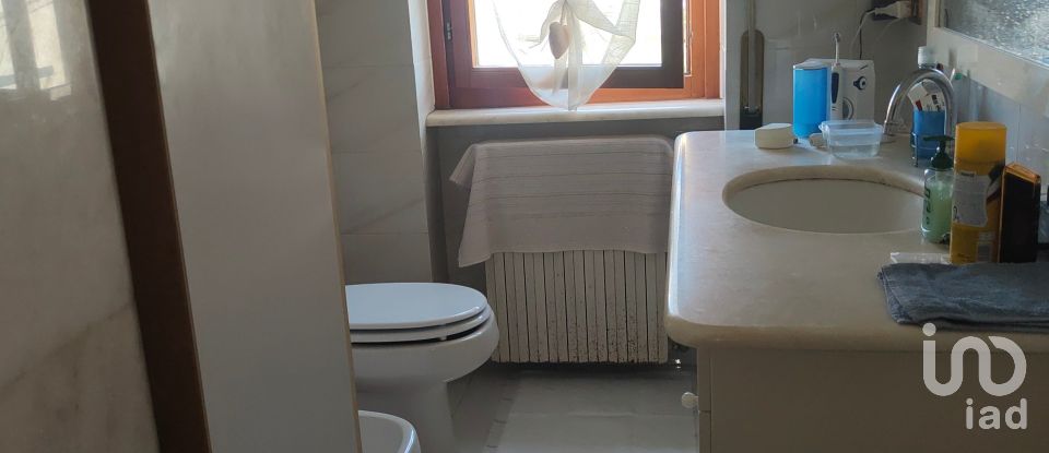 Appartamento 5 locali di 145 m² a Montefiore dell'Aso (63062)