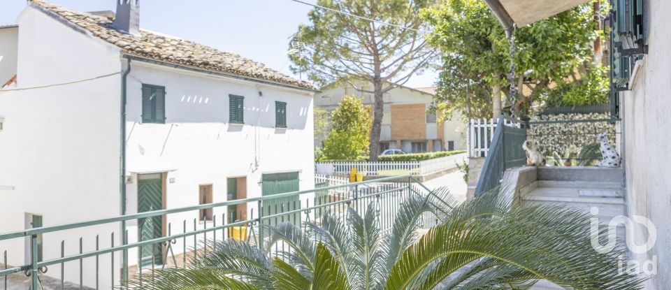 Casa indipendente / Villa 6 locali di 120 m² in Filottrano (60024)