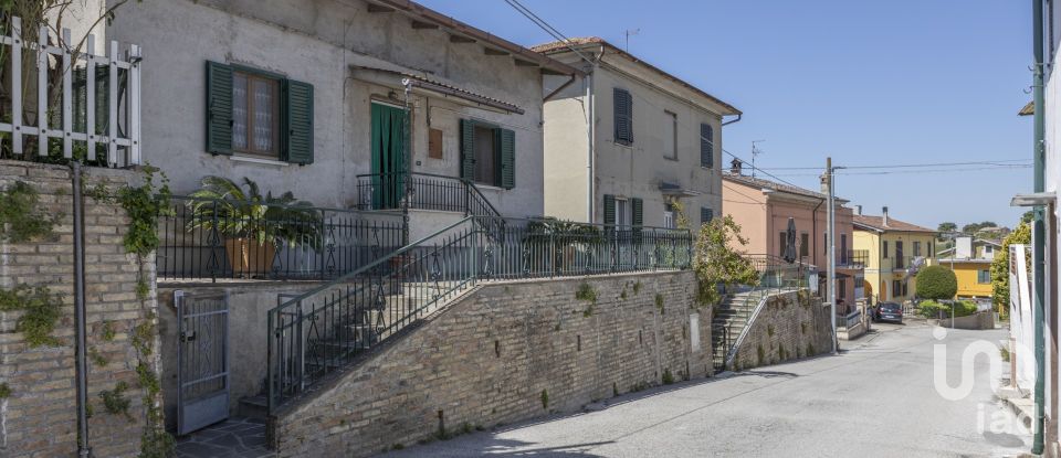 Casa indipendente / Villa 6 locali di 120 m² in Filottrano (60024)