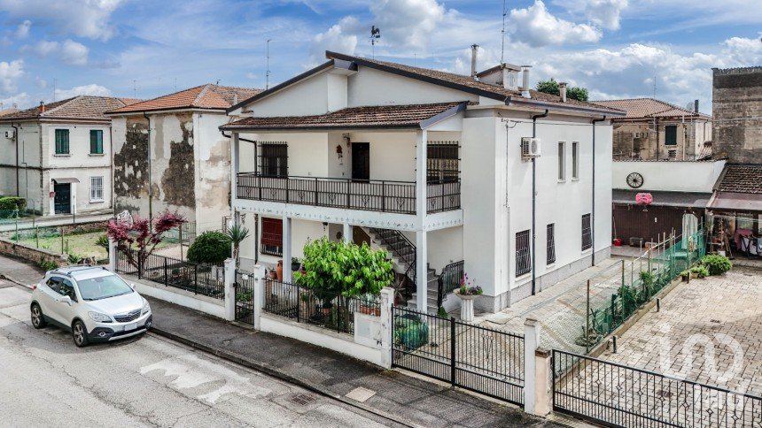 Casa indipendente / Villa 10 locali di 230 m² in Portomaggiore (44015)