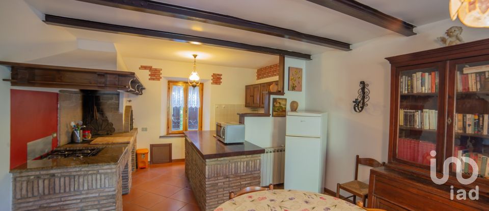 Rustico 0 locali di 370 m² in Morro d'Alba (60030)