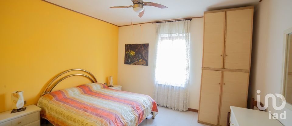 Rustico 0 locali di 370 m² in Morro d'Alba (60030)