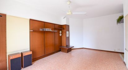 Three-room apartment of 112 m² in Seregno (20831)