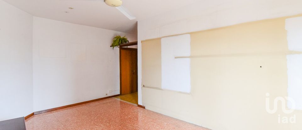 Three-room apartment of 112 m² in Seregno (20831)