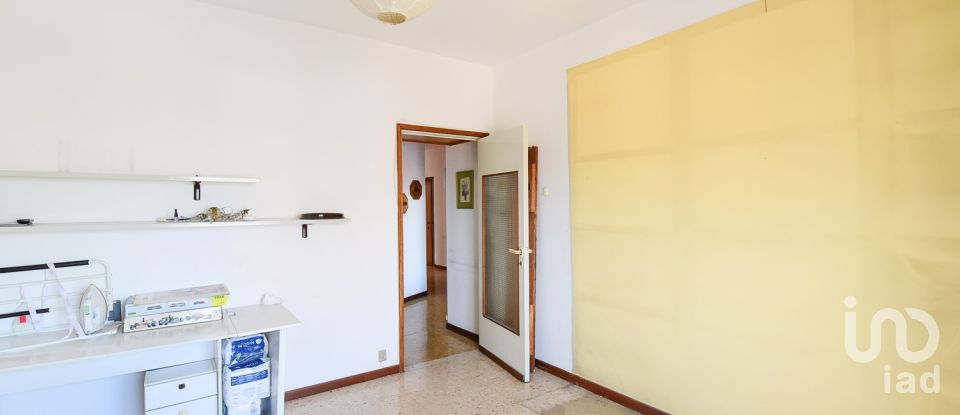 Three-room apartment of 112 m² in Seregno (20831)
